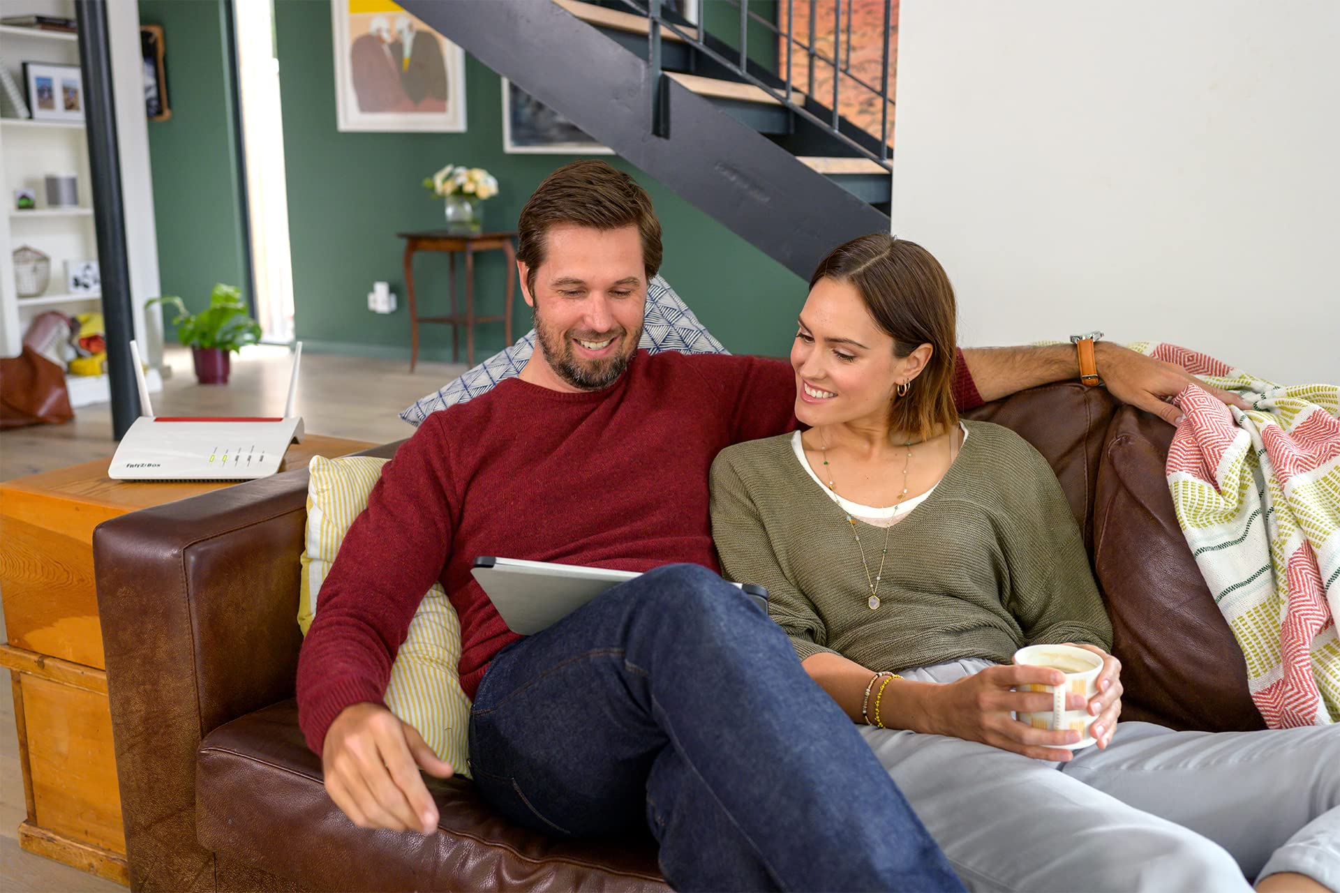 FRITZ!Box 6890 – LTE/DSL-Router mit WLAN AC+N, bis 300 MBit/s & 4x Gigabit-LAN